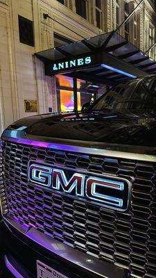 Luxury suv out side of a Portland Oregon Hotel