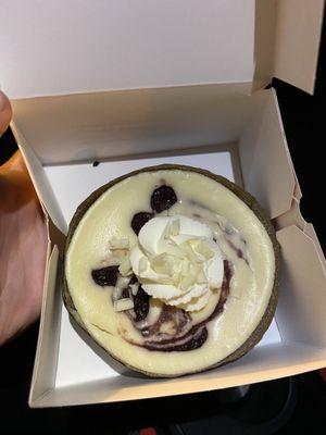 White chocolate raspberry cheesecake