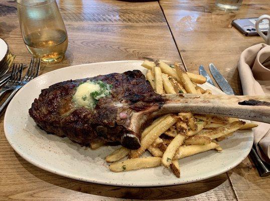 The 22oz tomahawk