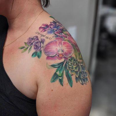 Healed custom florals. No black outline. Realism. Multisession
Booking: txt: 626.833.6430
Breathing Art