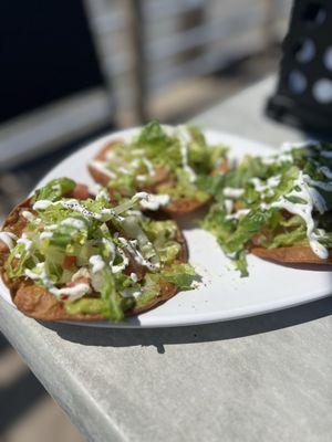 Breeze’s Dock Bar and Grill