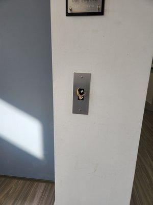 Exposed wires, out of order, no sign though.