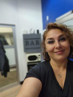 Yumyum drinks behind me! Hi , I'm Pegah your barber!