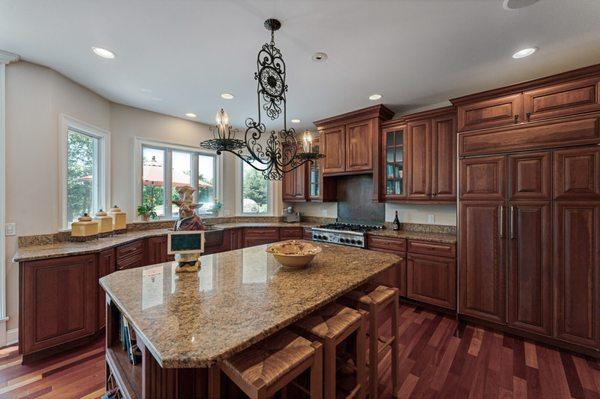 The Shenloogian-Venito Real Estate Group