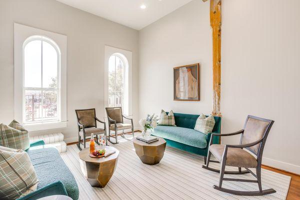 Common guest sitting area.