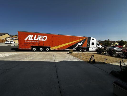 Colonial Van & Storage