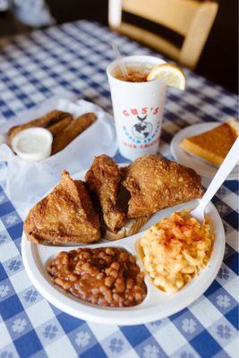 Gus's World Famous Fried Chicken