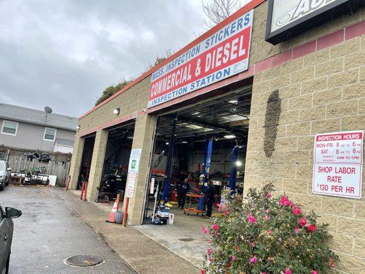 Muneer'e Auto Repair