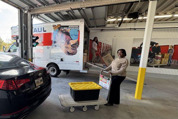U-Haul Moving & Storage at Oakwood