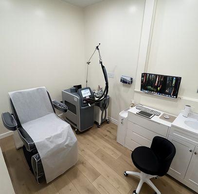Where the magic happens. Your laser hair removal session starts right here.