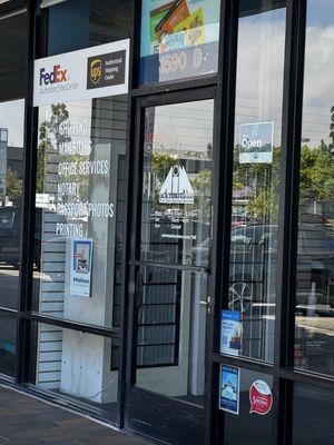 AIM Mail & Print Center