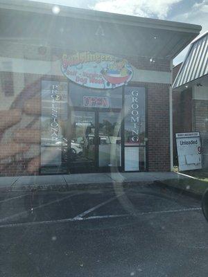 Sudslingers Self Service Dog Wash