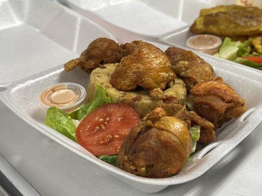 Mofongo with chicharrones de pollo