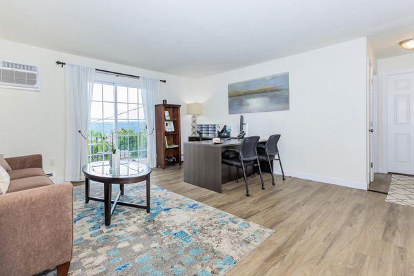 Candlewyck Park Apartments