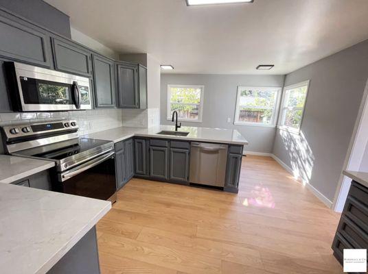 GORGEOUS REMODELED 3BR/2BA HOME--ALL NEW FEATURES!!!