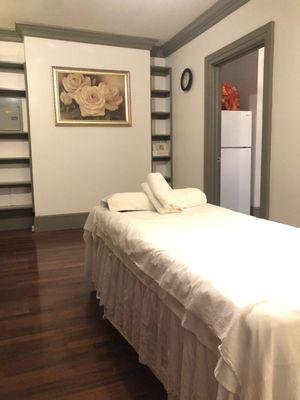 101A Court Street Unit 5 , Plymouth MA 02360
774 -330-2957
Monday-Sunday
9:30am-8:30pm