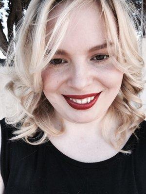 Bouncy and curly! Love the volume and body.