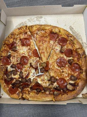 Hungry Howie's Pizza & Subs