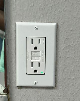 Lawndale Emergency Electrician