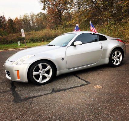 Car of the day! 2008 Nissan 350 Z Enthusiast. #nissan #nissan350z #350z #350znation #auto #speed