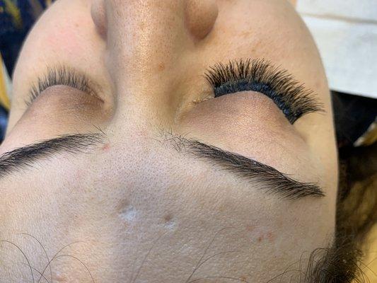 Rozy Eyebrow threading