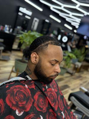 Carte Blanche Barber Social