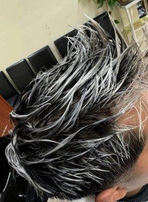 Elvias Salon
