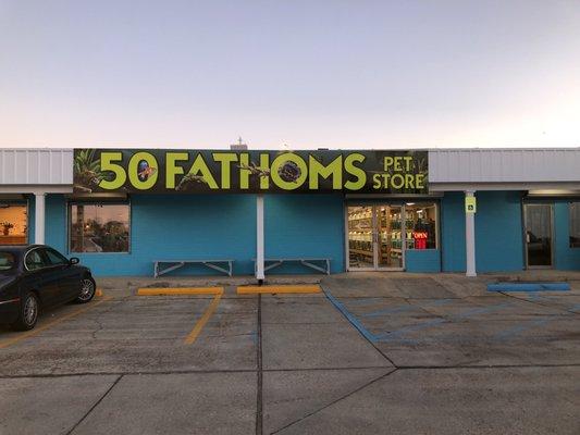 50 Fathoms Pet Shop