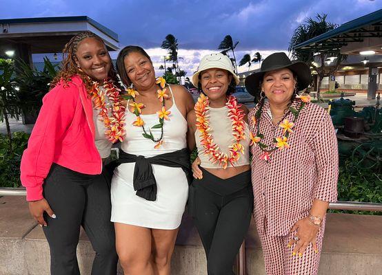 Plumeria Lei Greeting