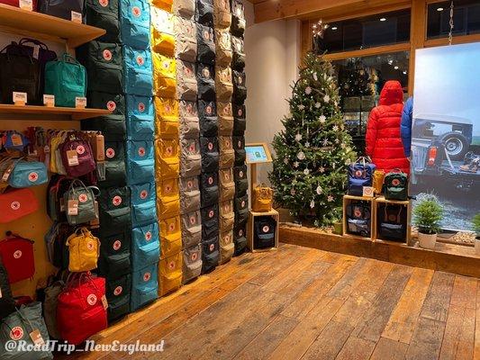 Fjällräven- Cambridge. Harvard Square @RoadTrip_NewEngland