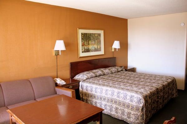 Relax Inn - King Bed