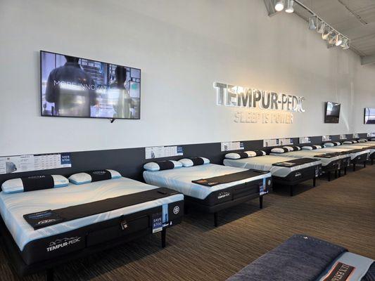 Temper Pedic we have them alot of them 20 yr warranty