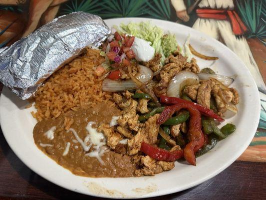 Chicken Fajitas (lunch special)