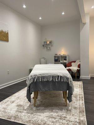Peaceful and clean modern treatment room