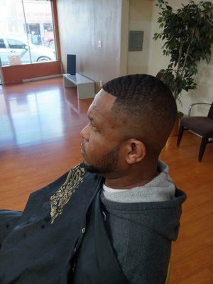 Laurel Barber Lounge