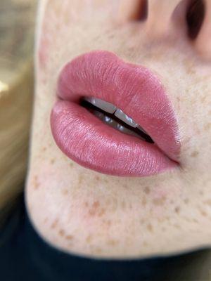 Healed velvet lip blush