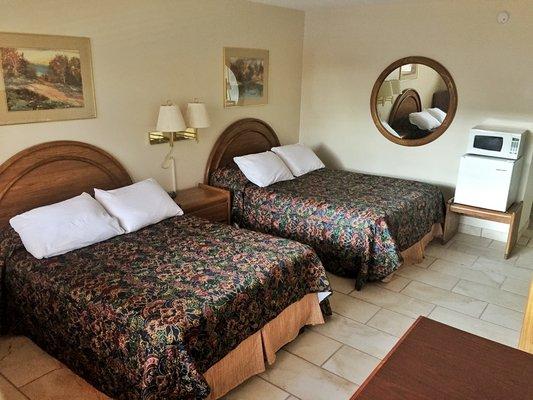 Budget Host East End Riverhead