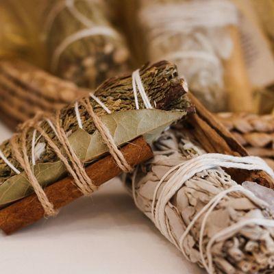 smudge kits for different intentions like protection, intuition, success, and healing