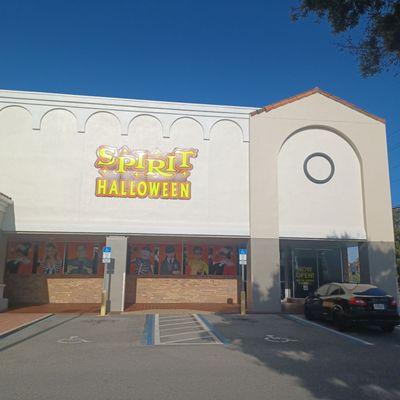 Spirit Halloween