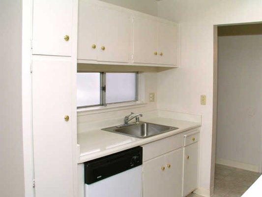 Pine Terrace Apartments