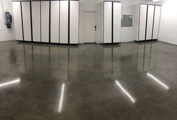 Thompson Floor