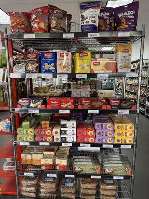 Crackers, crisps, cookies