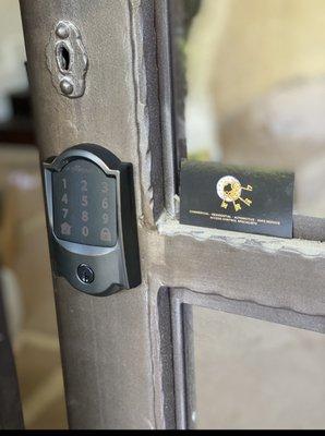 H R 24/7 Locksmith Service