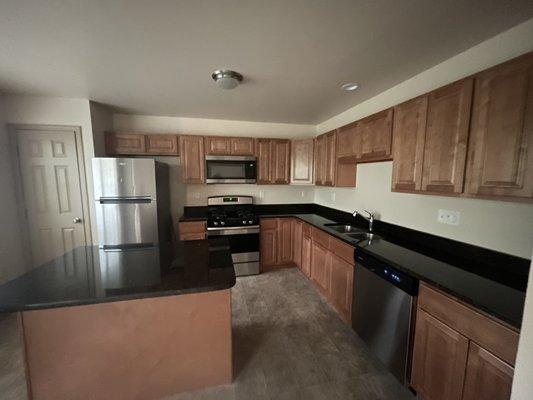 Deluxe Multi Services