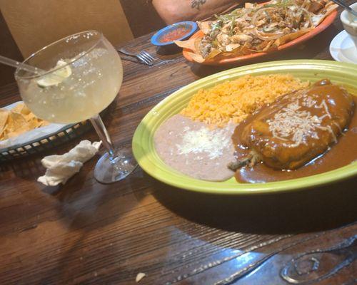 Top shelf margaritas, poblano dinner, steak/chicken fajita nachos