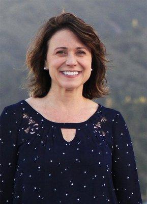 Co-owner Lynette Hirabayashi