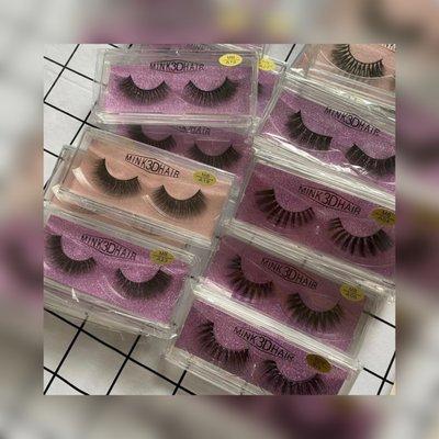 Untouchable bundlez and lashes