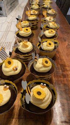 Bee themed chocolate cupcakes