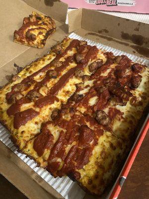 Hungry Howie's Pizza & Subs