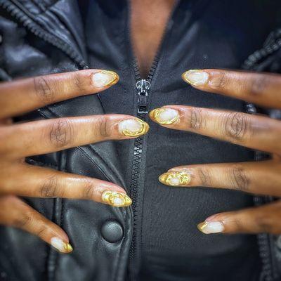 Madelyn Chicago Nail Spa